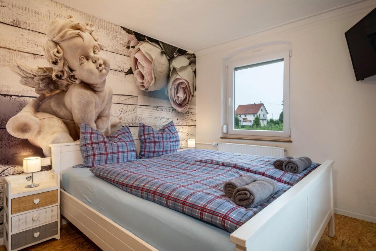 Ferienwohnung Ellenweiler bis 15 P FDH Exterior foto