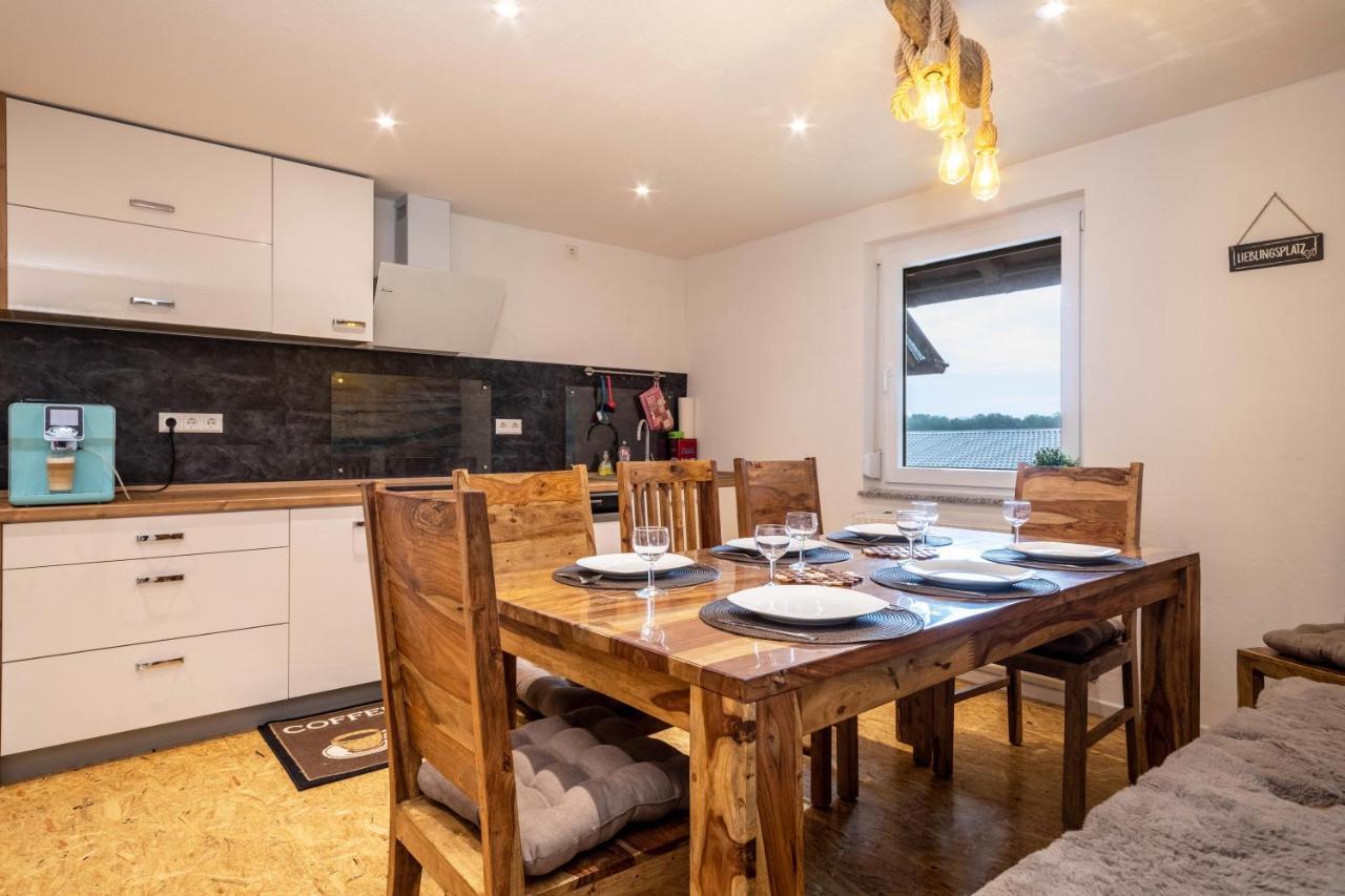 Ferienwohnung Ellenweiler bis 15 P FDH Exterior foto