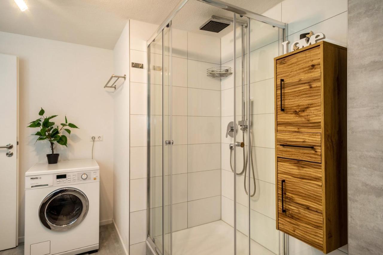 Ferienwohnung Ellenweiler bis 15 P FDH Exterior foto